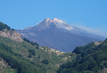 Вулкан Этна устроил «огненное шоу»