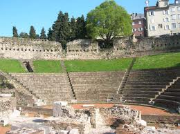 teatro-romano-rimskiy-teatr-verona.jpg
